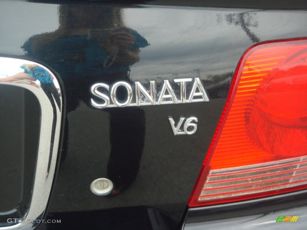 2003 Sonata LX V6 - Ebony Black / Black photo #6