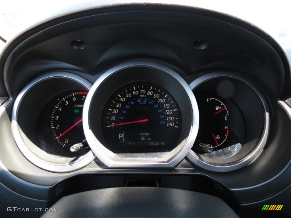 2012 Suzuki Grand Vitara Limited Gauges Photos