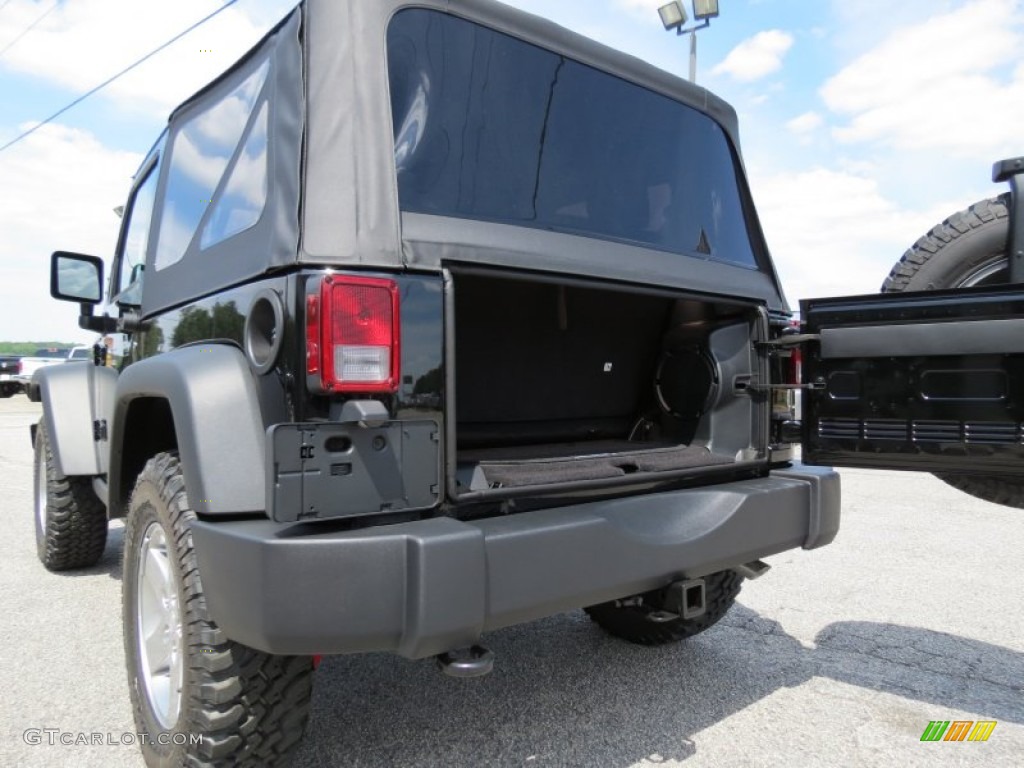 2012 Wrangler Rubicon 4X4 - Black / Black photo #13