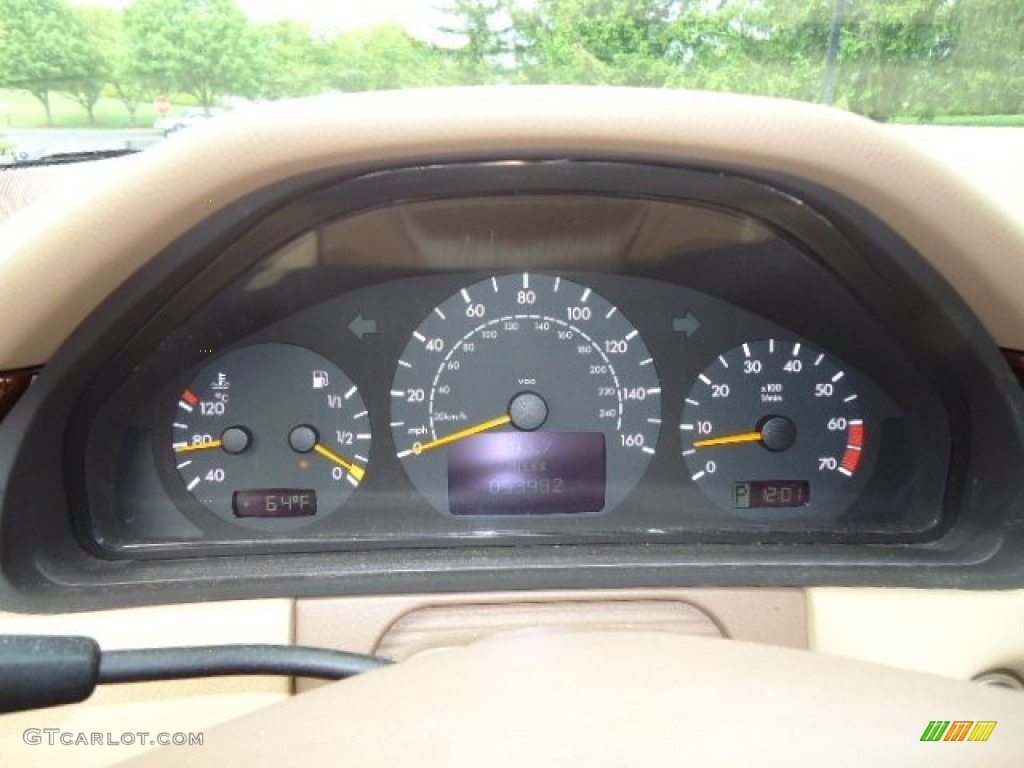 2001 Mercedes-Benz E 320 Wagon Gauges Photos