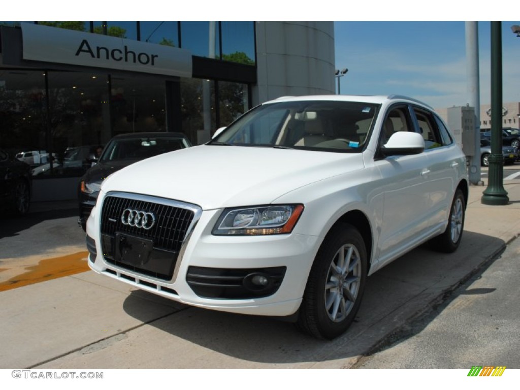 2009 Q5 3.2 Premium quattro - Ibis White / Cardamom Beige photo #1