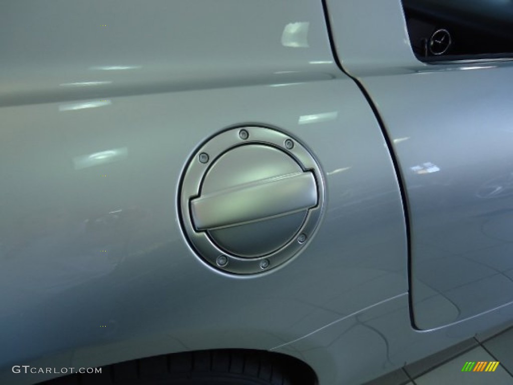 Fuel Door 2012 Mercedes-Benz SLS AMG Parts