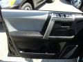 Black - 4Runner SR5 4x4 Photo No. 6