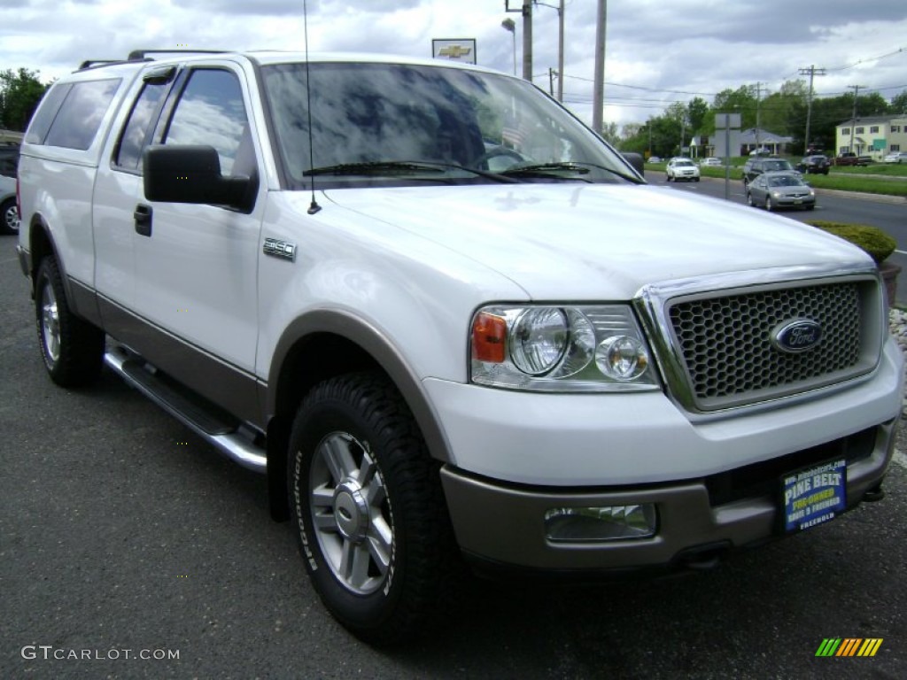 2004 F150 Lariat SuperCab 4x4 - Oxford White / Tan photo #3