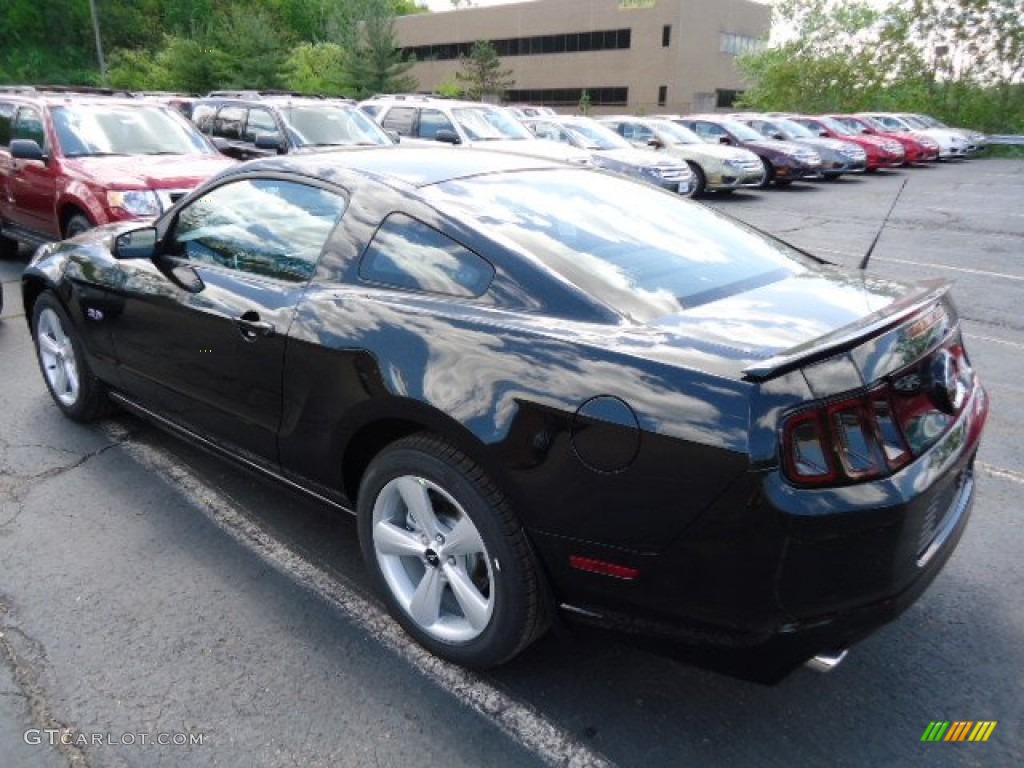 2013 Mustang GT Coupe - Black / Charcoal Black photo #4