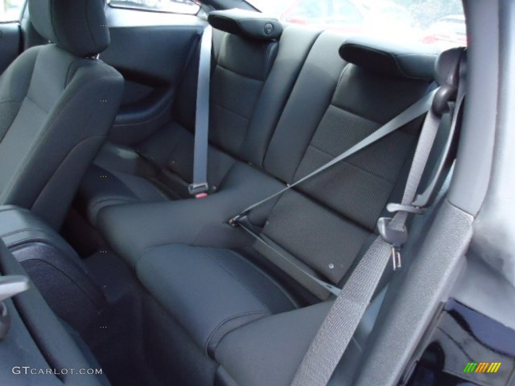 2013 Ford Mustang GT Coupe Rear Seat Photo #65063497