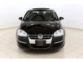Black - Jetta SE Sedan Photo No. 2