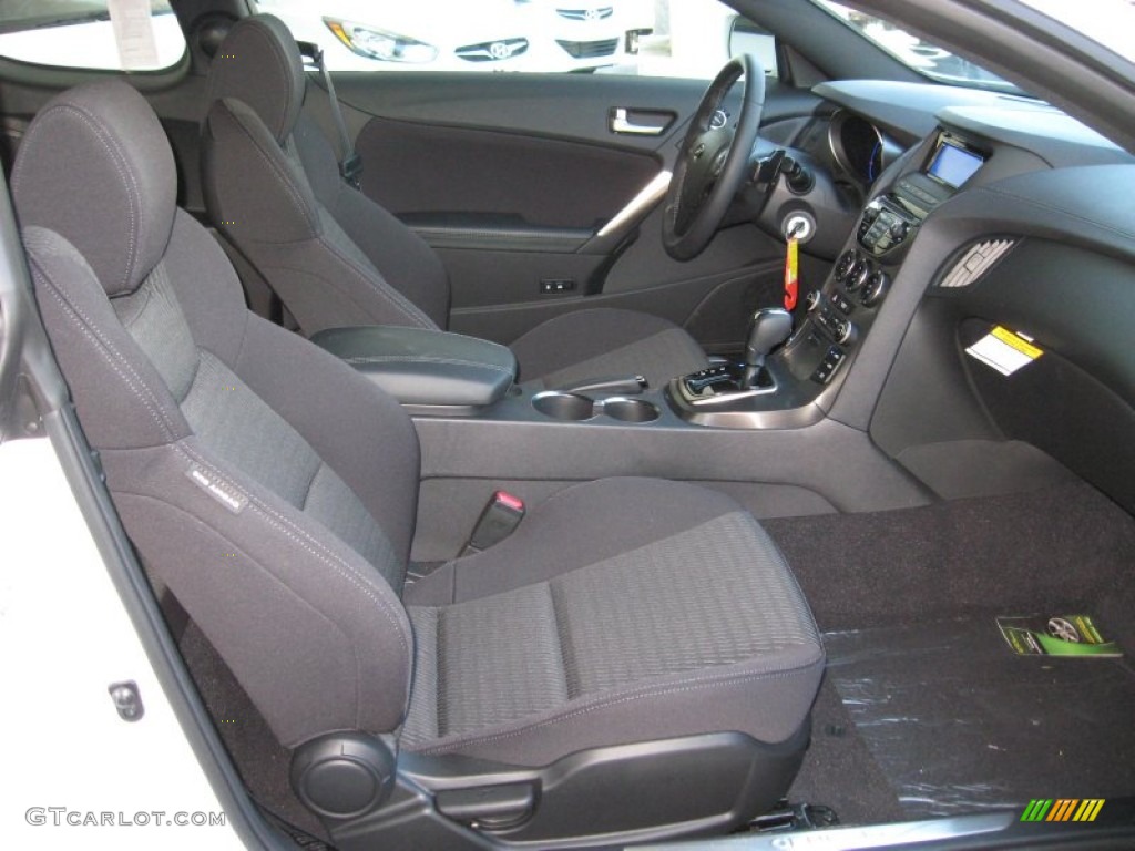 Black Cloth Interior 2013 Hyundai Genesis Coupe 2.0T Photo #65071874