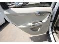 Ice White - XC60 3.2 AWD Photo No. 10
