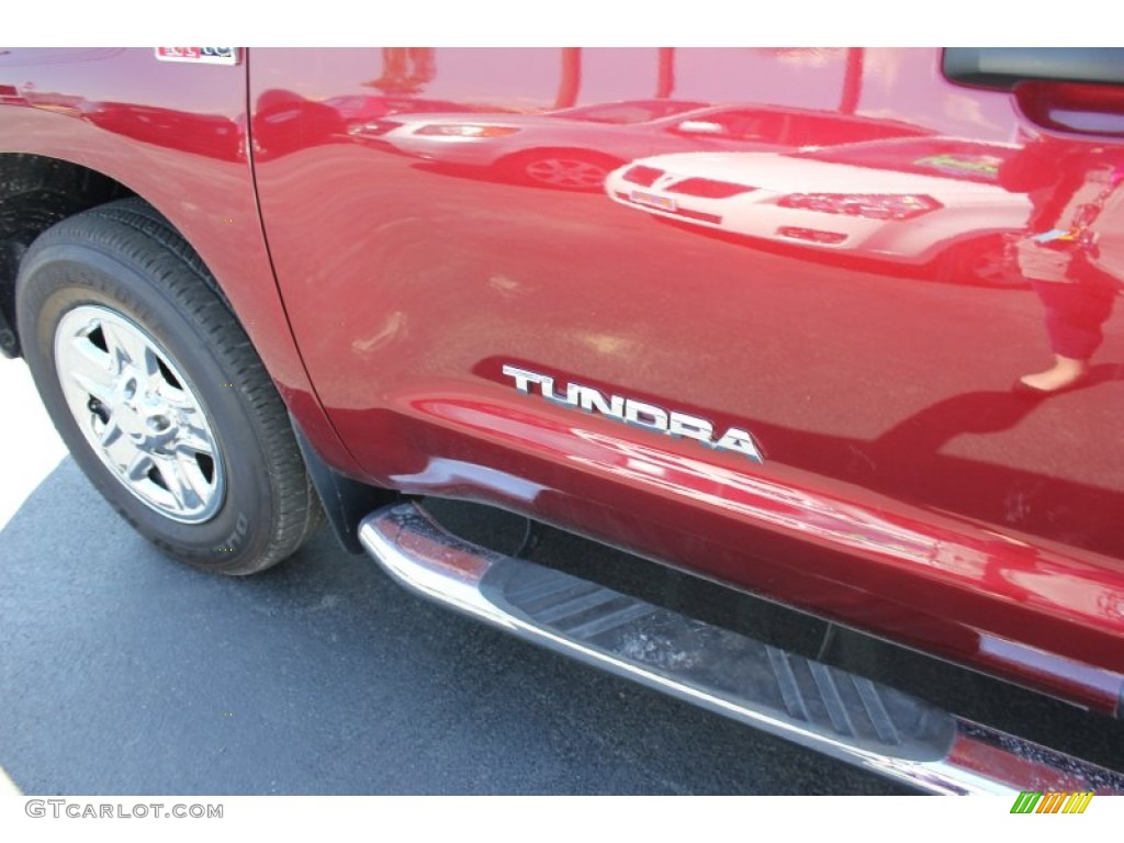2010 Tundra Double Cab 4x4 - Salsa Red Pearl / Graphite Gray photo #10