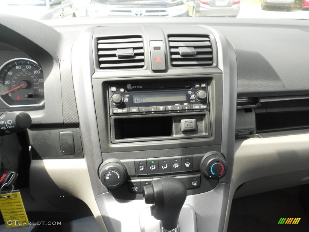 2009 CR-V LX 4WD - Alabaster Silver Metallic / Gray photo #24