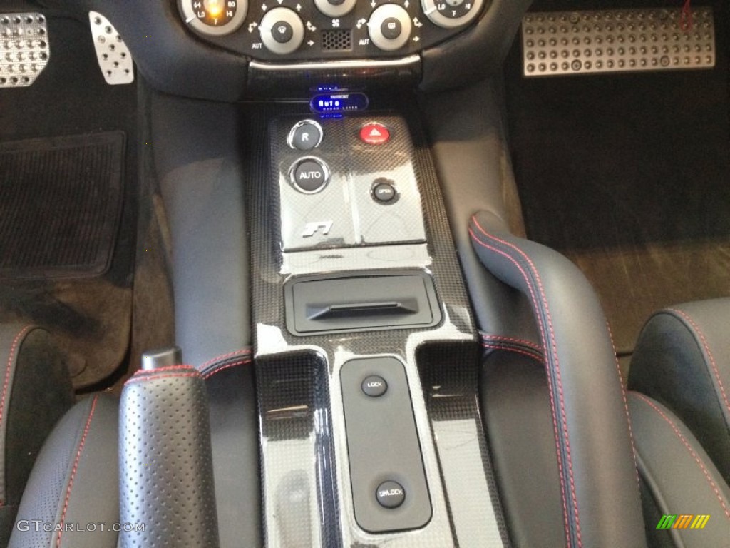 2010 Ferrari 599 GTB Fiorano HGTE Controls Photo #65078864