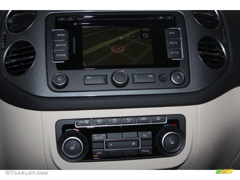 2012 Tiguan SEL - Deep Black Metallic / Beige photo #15