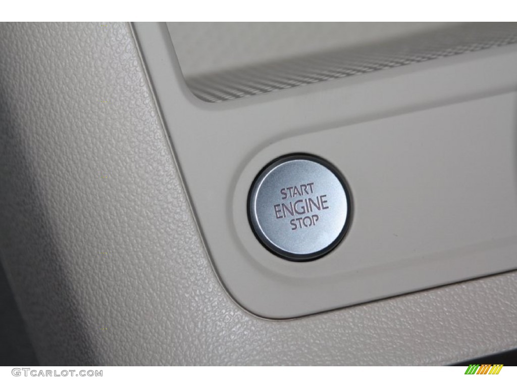 2012 Tiguan SEL - Deep Black Metallic / Beige photo #16