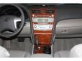 Super White - Camry XLE V6 Photo No. 33