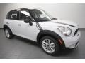 Light White - Cooper S Countryman Photo No. 1