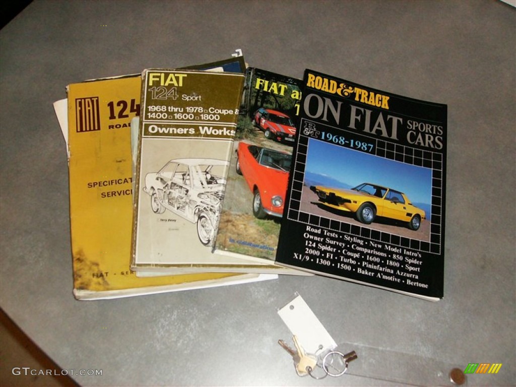 1971 Fiat 124 Sport Coupe Books/Manuals Photos