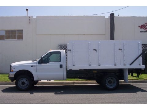 2004 Ford F450 Super Duty XL Regular Cab Chassis Stake Truck Data, Info and Specs