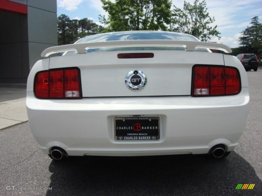 2006 Mustang GT Premium Coupe - Performance White / Dark Charcoal photo #5