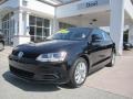 Black - Jetta SE Sedan Photo No. 1