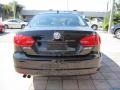 Black - Jetta SE Sedan Photo No. 4