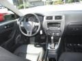 Black - Jetta SE Sedan Photo No. 12