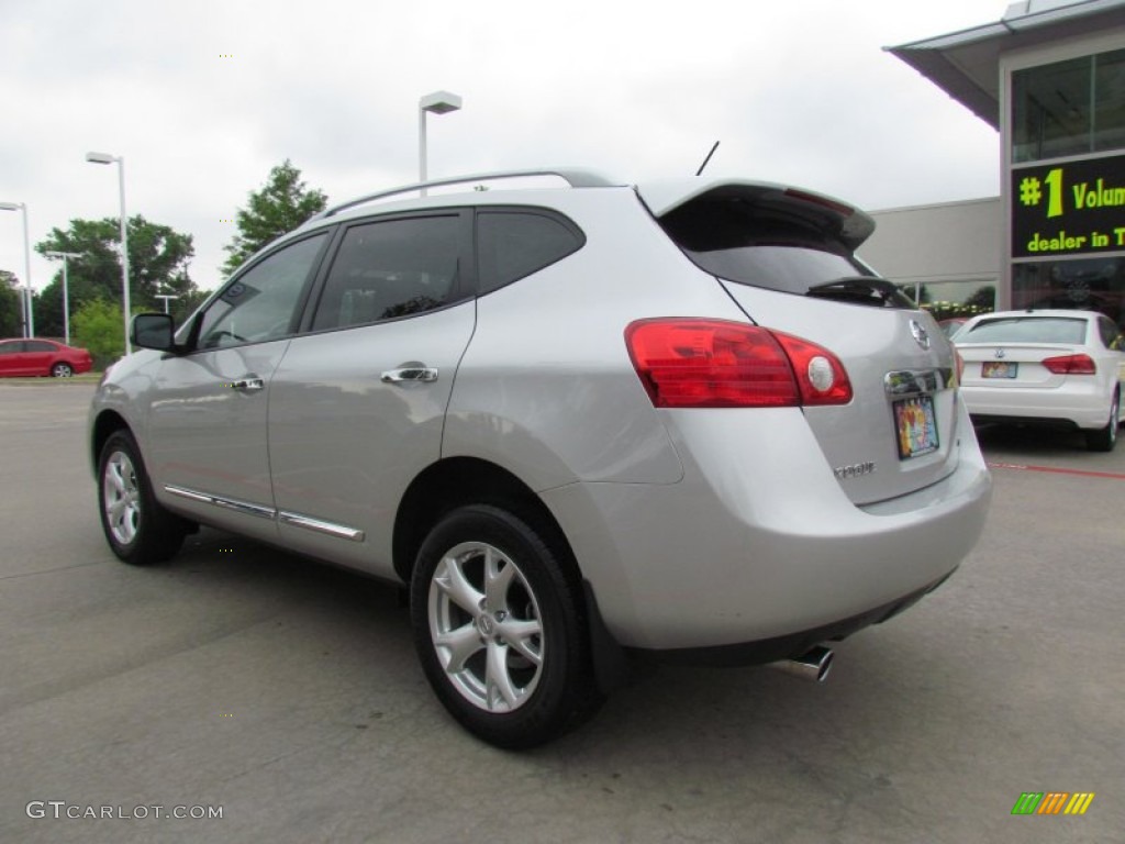2011 Rogue SV - Silver Ice Metallic / Black photo #3