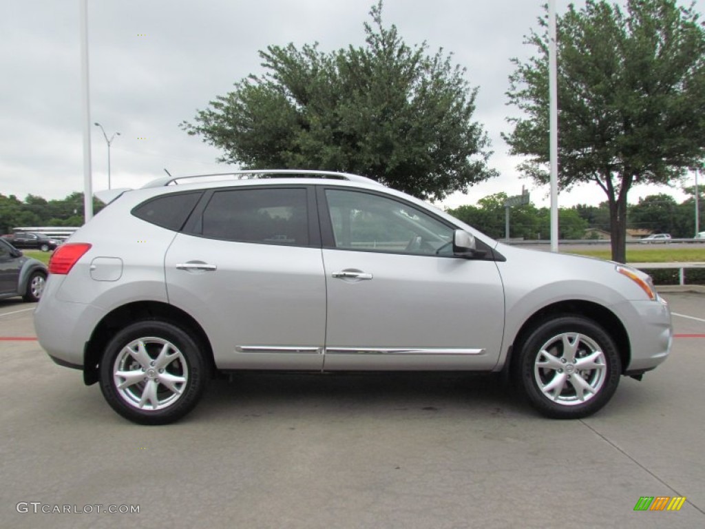 2011 Rogue SV - Silver Ice Metallic / Black photo #6