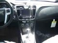 Blackberry Pearl Coat - 200 Limited Sedan Photo No. 4