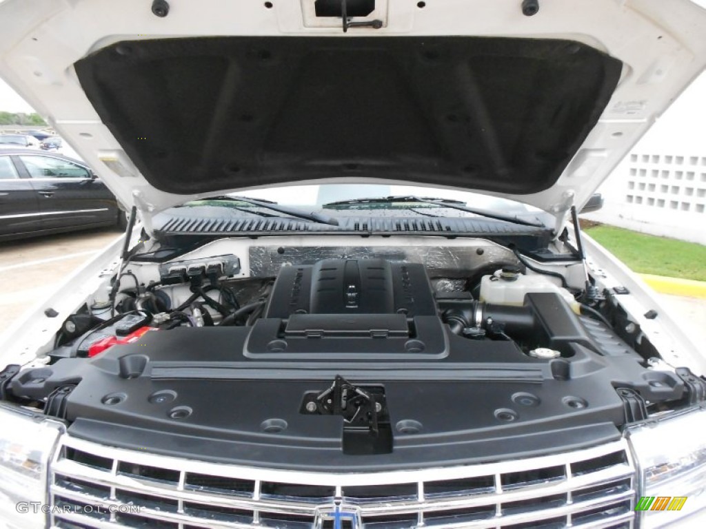 2009 Lincoln Navigator Standard Navigator Model Engine Photos