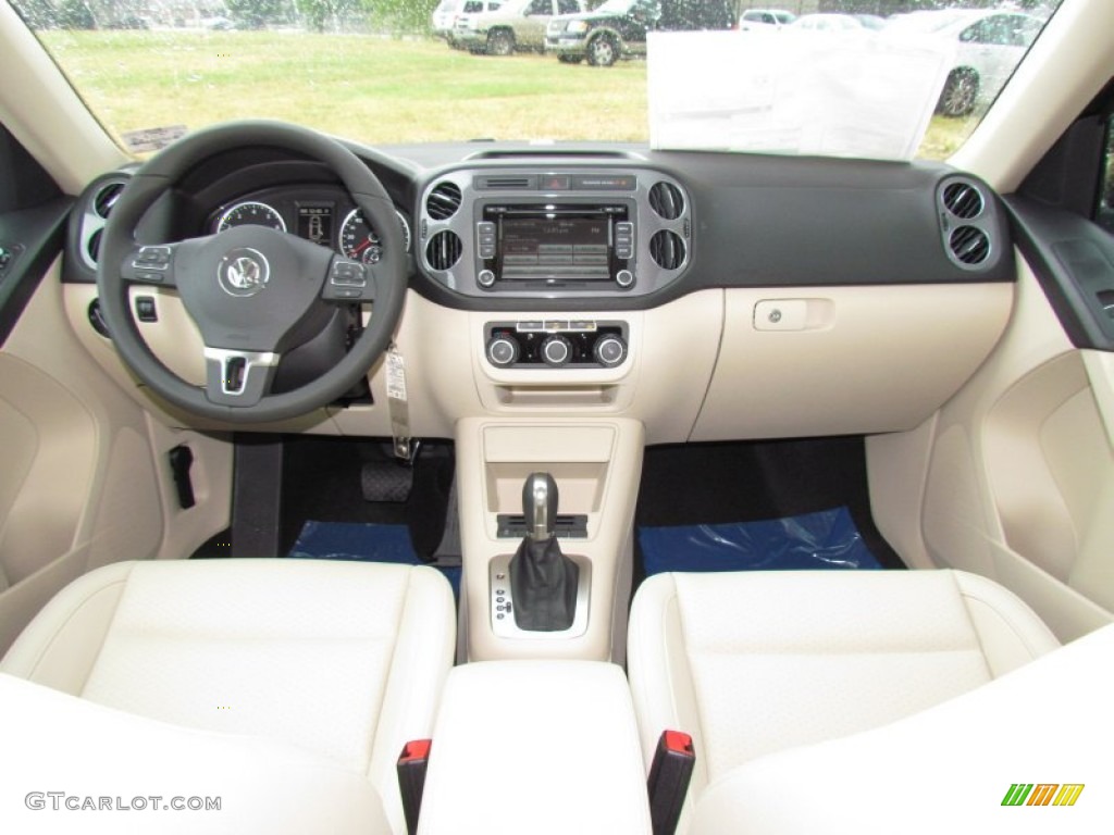 2012 Tiguan SE - Deep Black Metallic / Beige photo #5