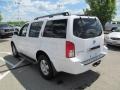 2006 Avalanche White Nissan Pathfinder SE 4x4  photo #8