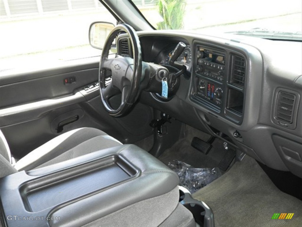2005 Chevrolet Silverado 2500HD LS Crew Cab Dark Charcoal Dashboard Photo #65097096