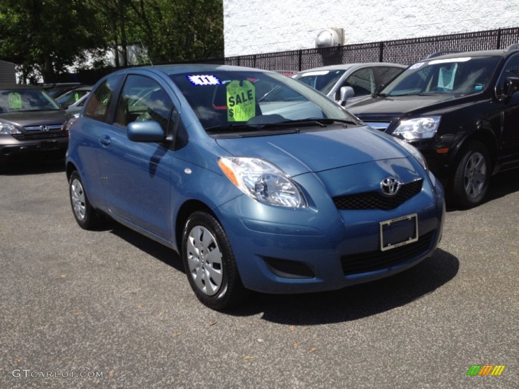 2011 Yaris 3 Door Liftback - Bayou Blue Pearl / Dark Charcoal photo #3