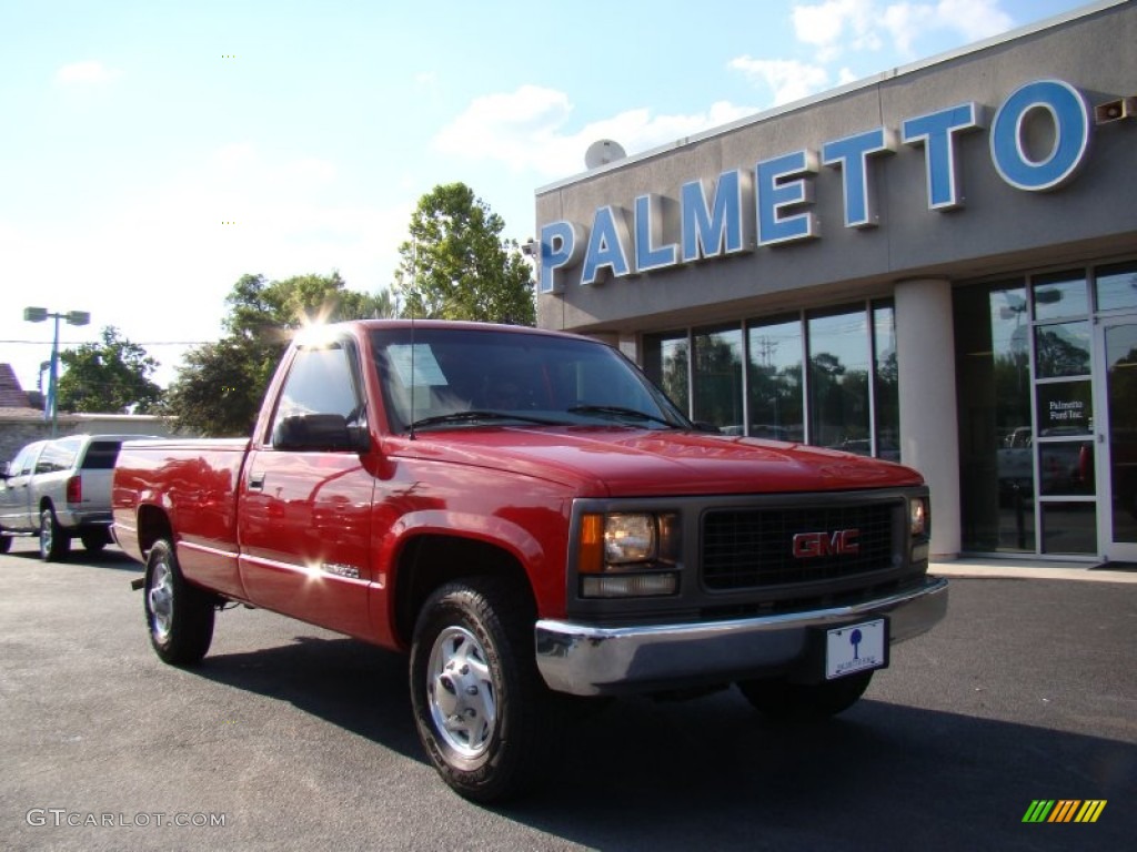 2000 Sierra 2500 SL Regular Cab - Fire Red / Graphite photo #2