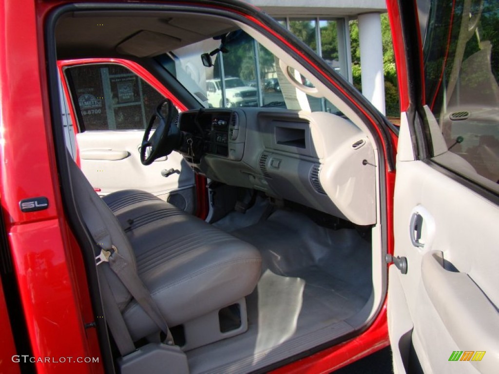 2000 Sierra 2500 SL Regular Cab - Fire Red / Graphite photo #12