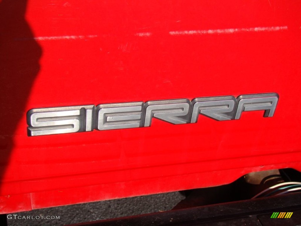 2000 Sierra 2500 SL Regular Cab - Fire Red / Graphite photo #24