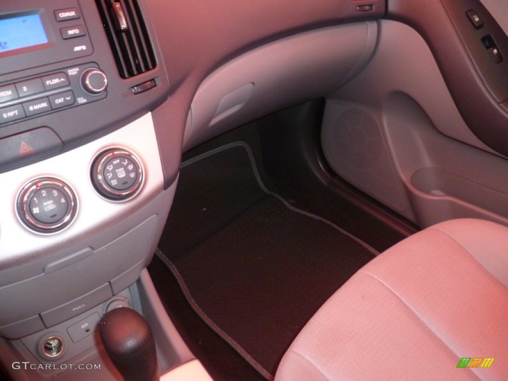 2009 Elantra GLS Sedan - Carbon Gray / Gray photo #20