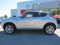 2012 Chrome Silver Nissan Juke SV  photo #2