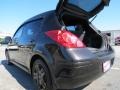 Espresso Black - Versa 1.8 S Hatchback Photo No. 13