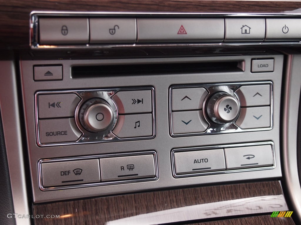 2010 Jaguar XF XF Supercharged Sedan Controls Photo #65110289