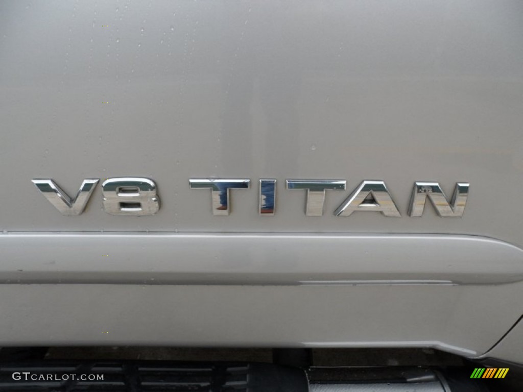 2007 Titan SE Crew Cab 4x4 - Radiant Silver / Graphite Black/Titanium photo #17