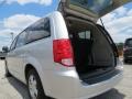 Bright Silver Metallic - Grand Caravan Crew Photo No. 13