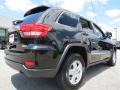 Brilliant Black Crystal Pearl - Grand Cherokee Laredo X Package Photo No. 7