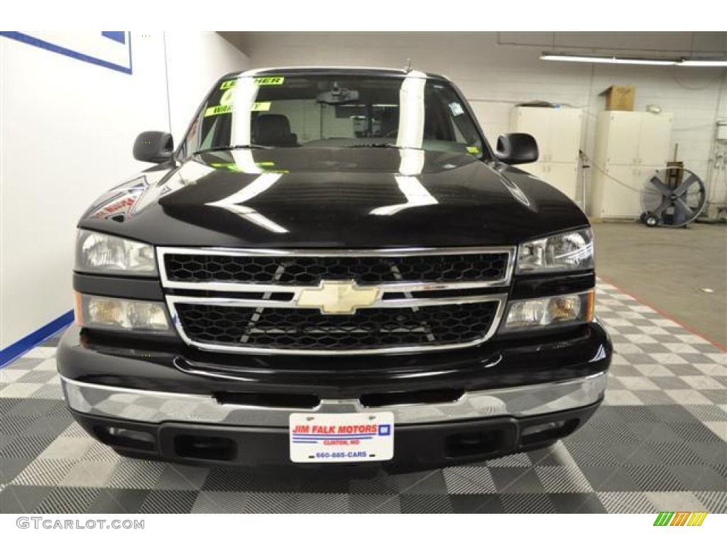 2007 Silverado 1500 Classic LT Crew Cab 4x4 - Black / Dark Charcoal photo #5