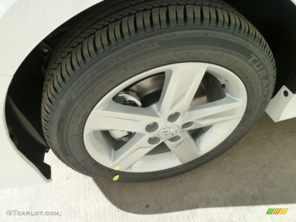 2012 Camry SE - Super White / Black/Ash photo #7