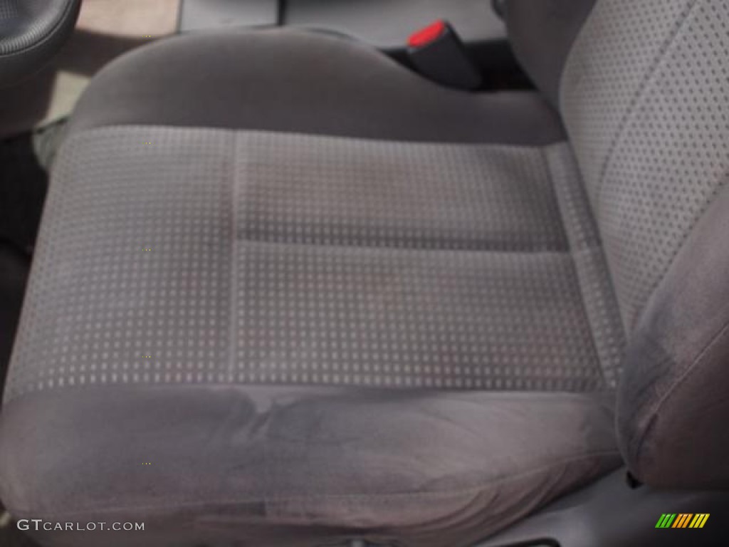 2006 MPV LX - Strato Blue Mica / Gray photo #15