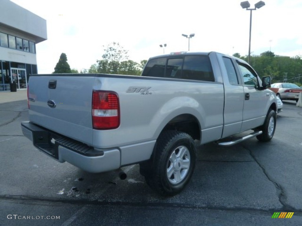 2005 F150 STX SuperCab 4x4 - Silver Metallic / Medium Flint Grey photo #3