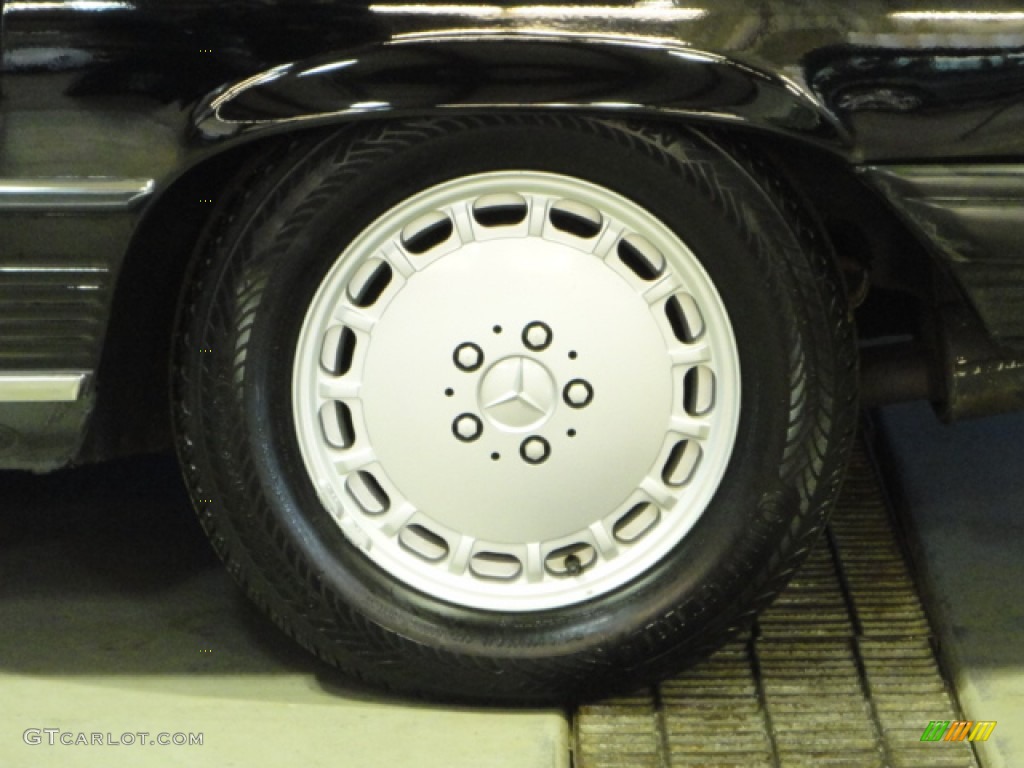 1986 Mercedes-Benz SL Class 560 SL Roadster Wheel Photo #65128357