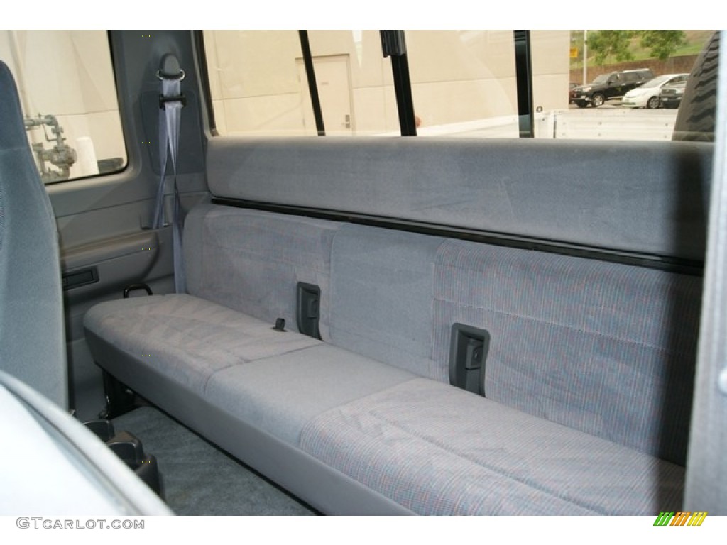 1997 F250 XLT Extended Cab 4x4 - Oxford White / Medium Graphite photo #14